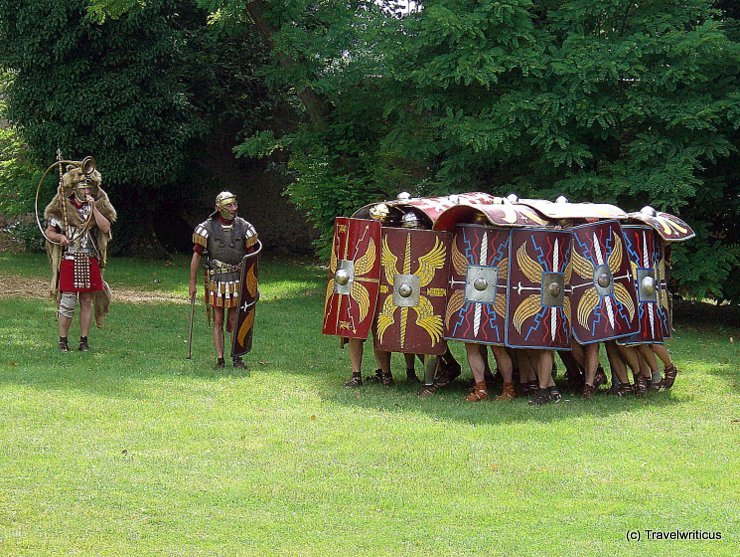 Reenactement of a Roman Testudo formation