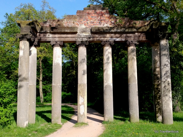 Seven pillars in Dessau-Roßlau