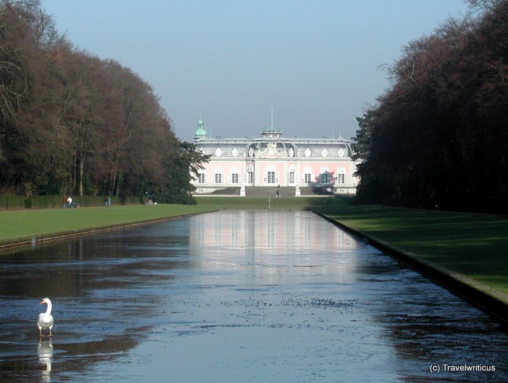 The rear of Benrath Palace