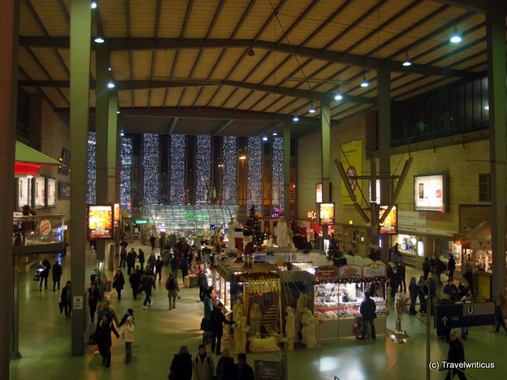 Christmas decoration at Munich Central Station