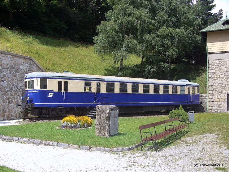 Diesel rail car ÖBB 5144 in Semmering, Austria