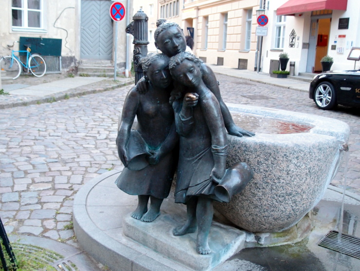 Mägdebrunnen in Stralsund