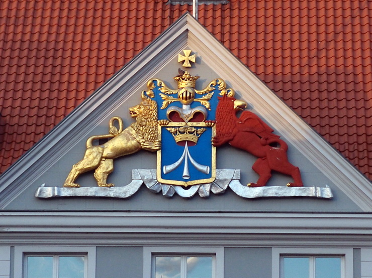 Coat of arms on the Commandantenhus in Stralsund