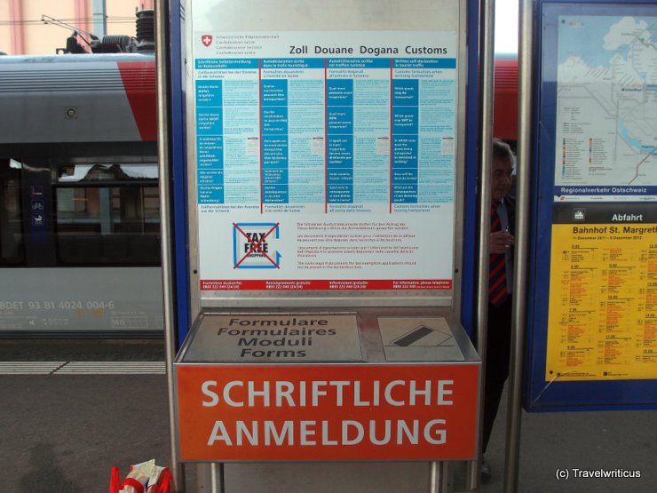 Customs declaration at Swiss railway station