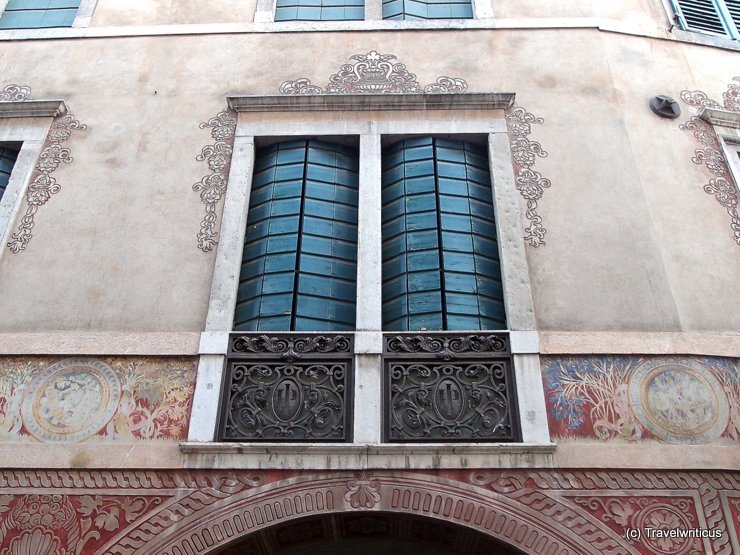 Stylish shutters in Udine, Italy