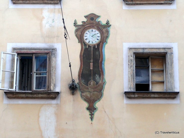 Pendulum clock as mural in Vienna, Austria