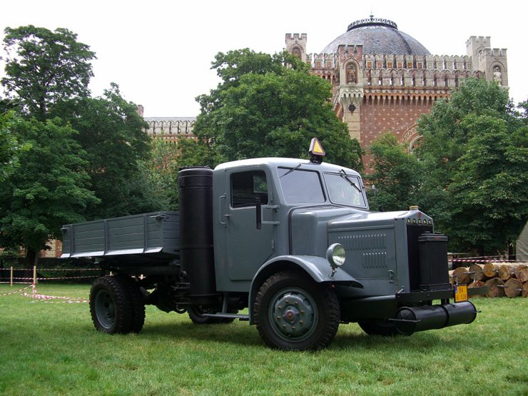 Truck powered by wood gas